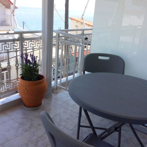 5 Δωμάτια Λεπτοκαρυά