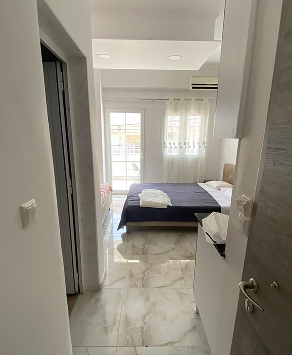 Room 5 - 1 Double & 1 Single Bed Room