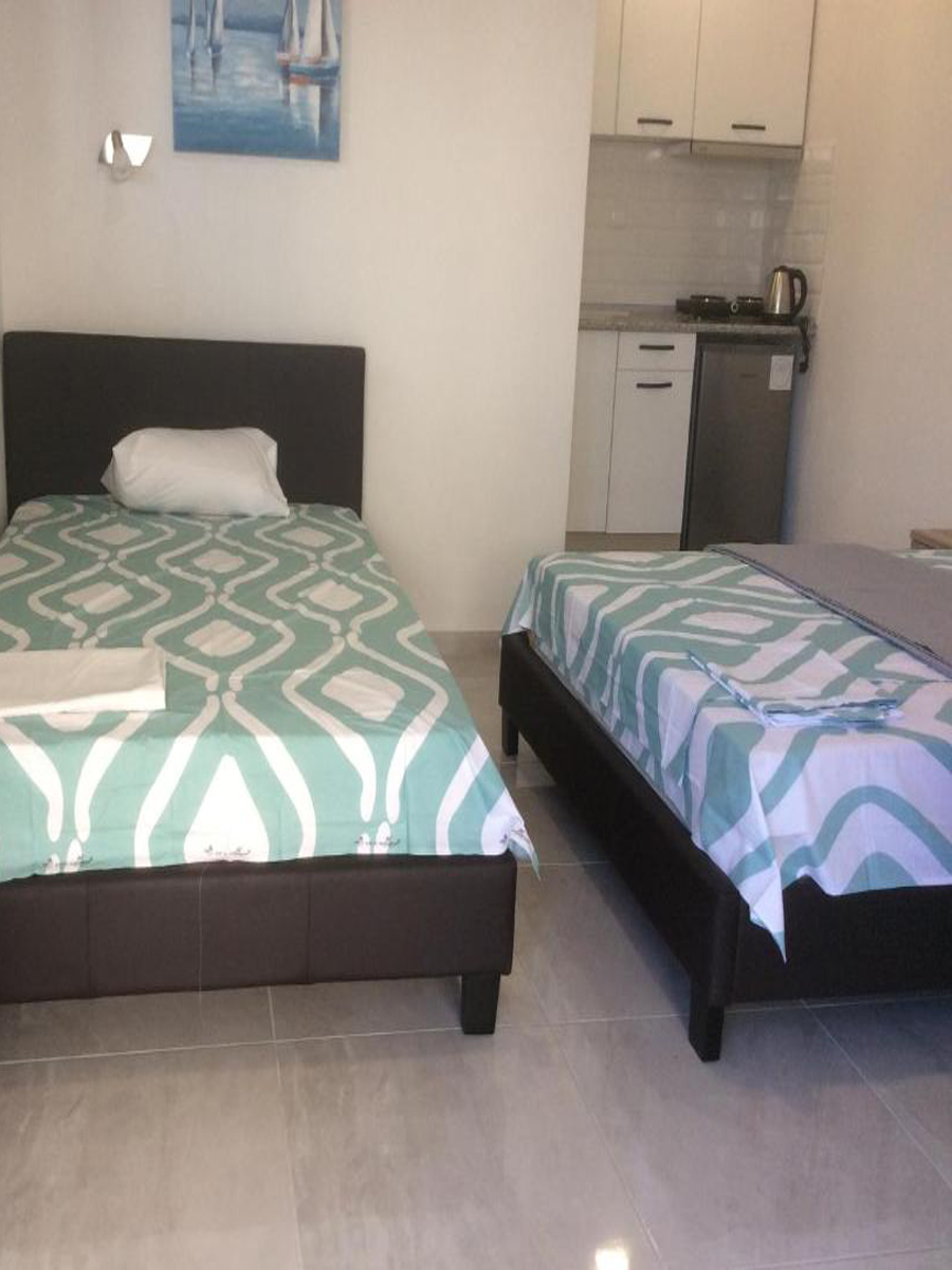 Room 3 - 1 Double & 1 Single Bed Room